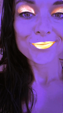 NEON Lips