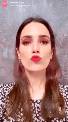 Powder Kiss