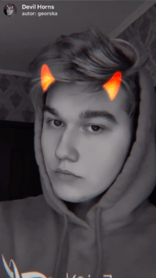 Devil Horns