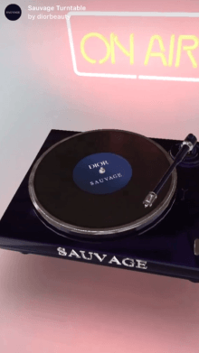 Sauvage Turntable