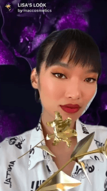 LISA'S LOOK