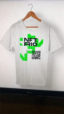 T-shirt NFT