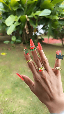 Super Boss Nails