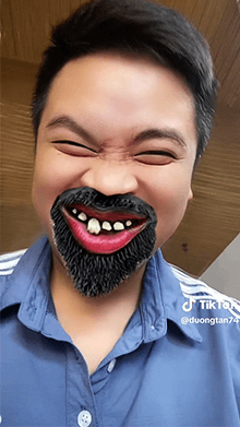 Nụ cười tự nhiên