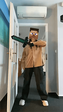 Steve Diamond Sword