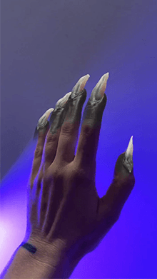 DISGUSTING NAILS