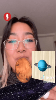 Name The Planets Mic